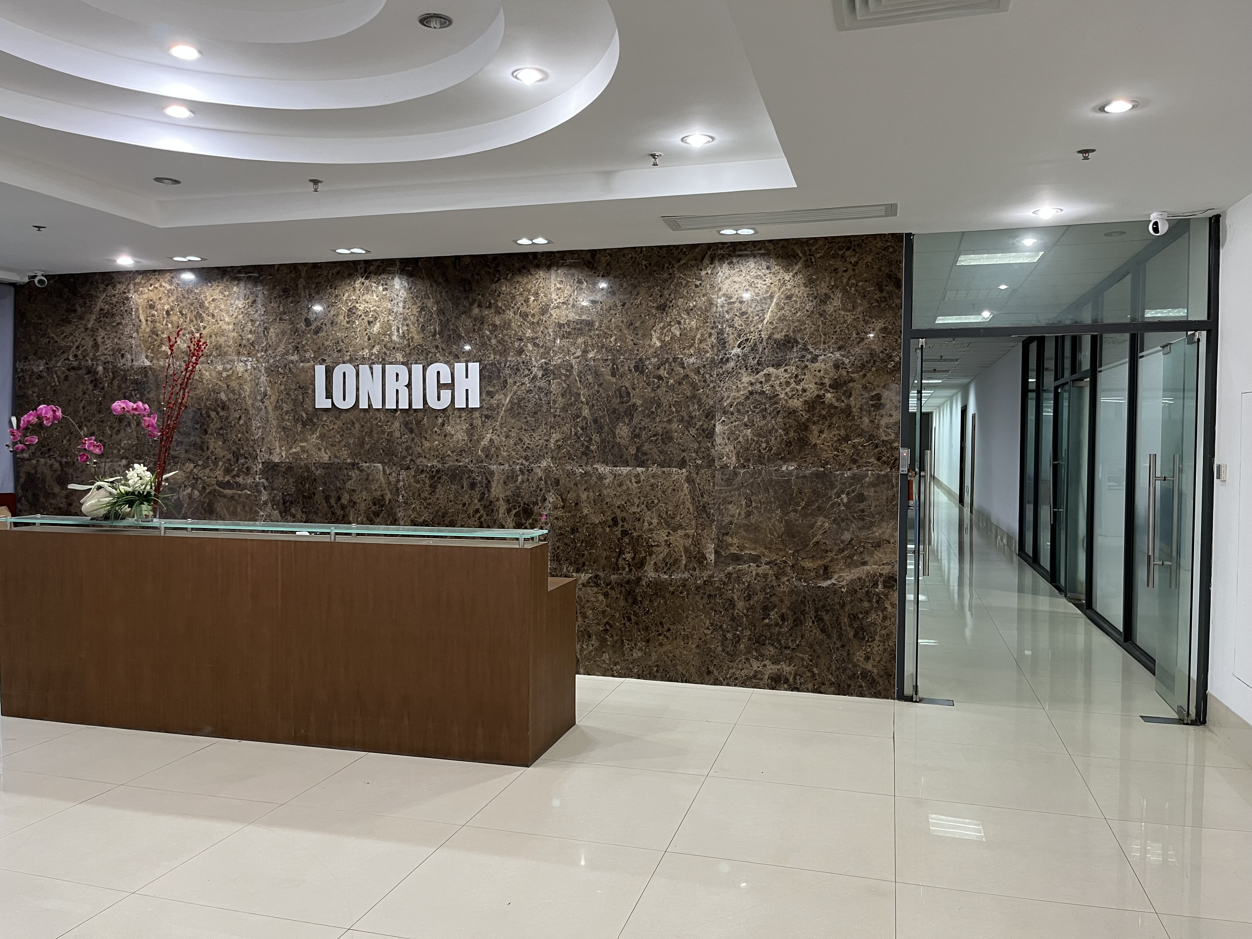 Lonrich various fountains